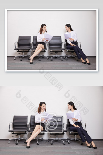 商务办公室团队办公白领女士面试交流图图片