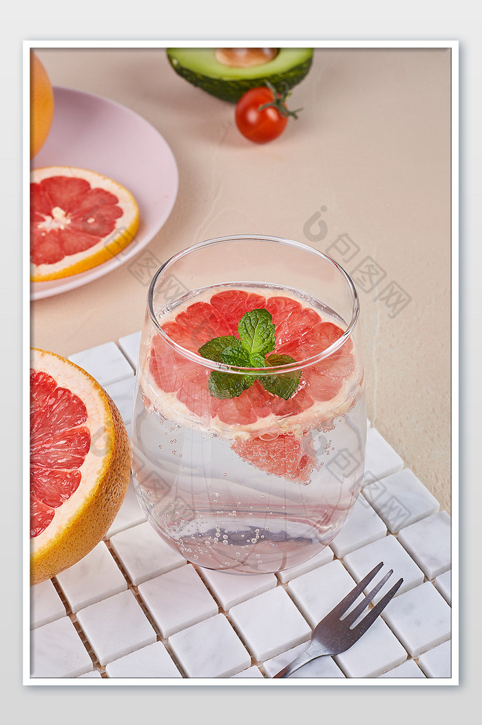 红色柚子西柚汽水饮料水果新鲜美食摄影图片