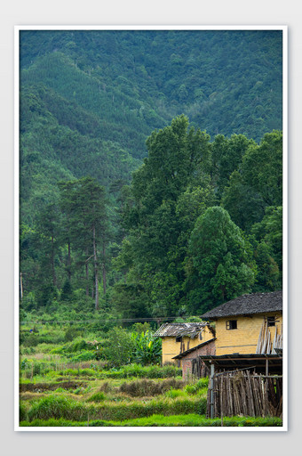 古村落农村深山泥房子中国风摄影图图片