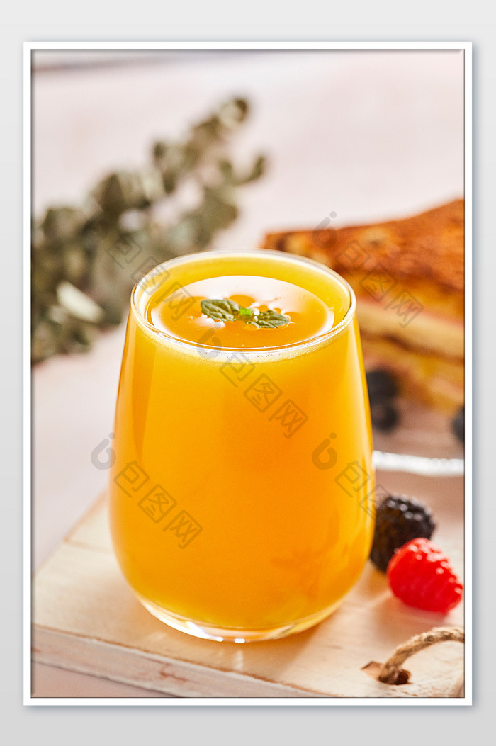 黄色橙汁果汁夏季饮料面包套餐美食摄影图片