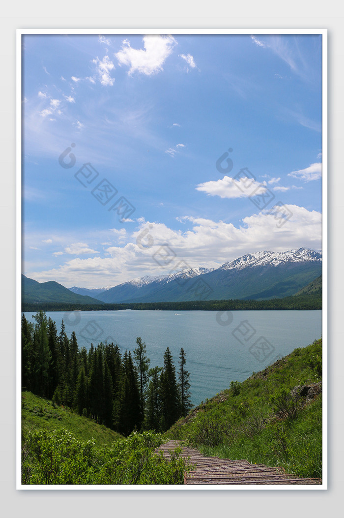 中国新疆哈纳斯湖雪山风景摄影图图片图片