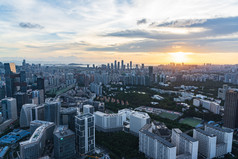 滨海大道深圳天际线建筑群道路科技