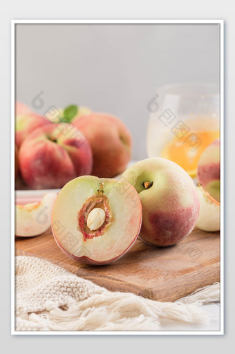 水果美食新鲜桃子摄影图图片