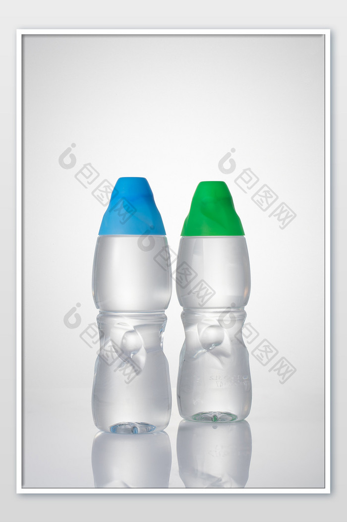 纯净水矿泉水瓶子机样素材摄影图片