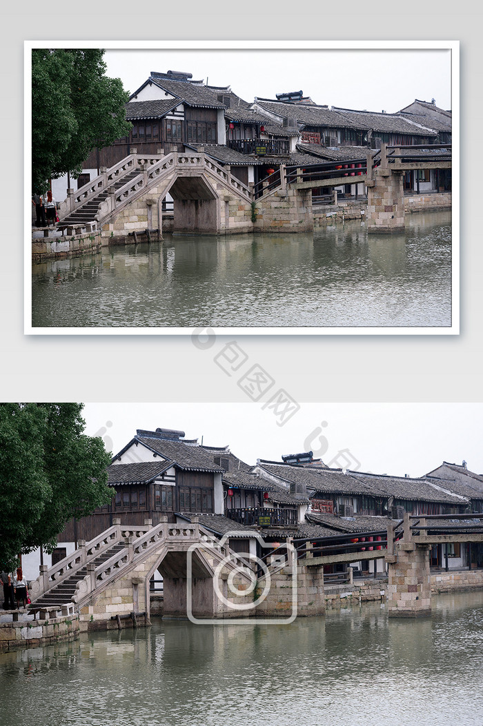 古镇河边两桥交汇处古建筑摄影图片
