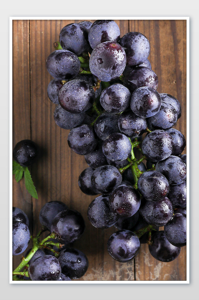 新鲜水果葡萄紫色背景海报素材