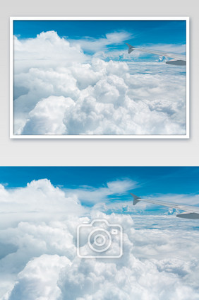 飞机窗外云朵云层