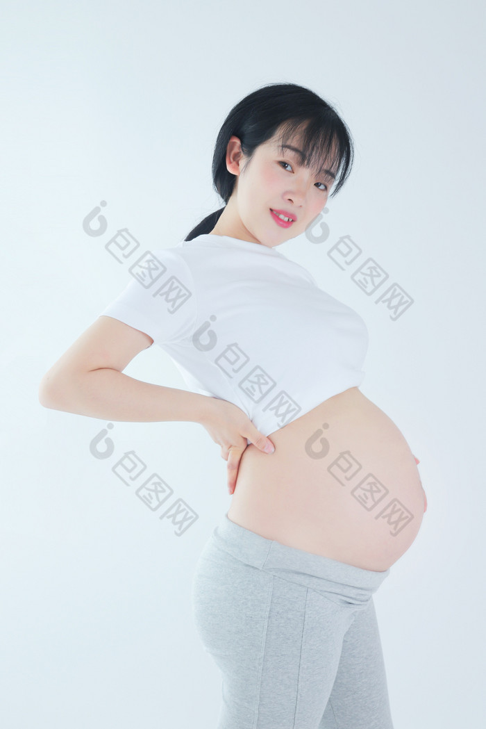 孕妇孕妇新手妈妈叉腰挺孕肚素材摄影图片图片