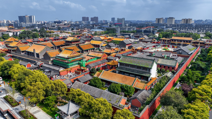 航拍沈阳夏天故宫侧面夏天远景