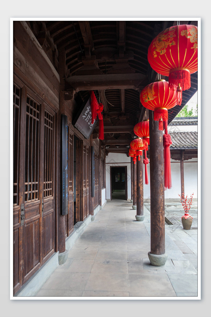 夏日中式古建筑经典红灯笼中国风