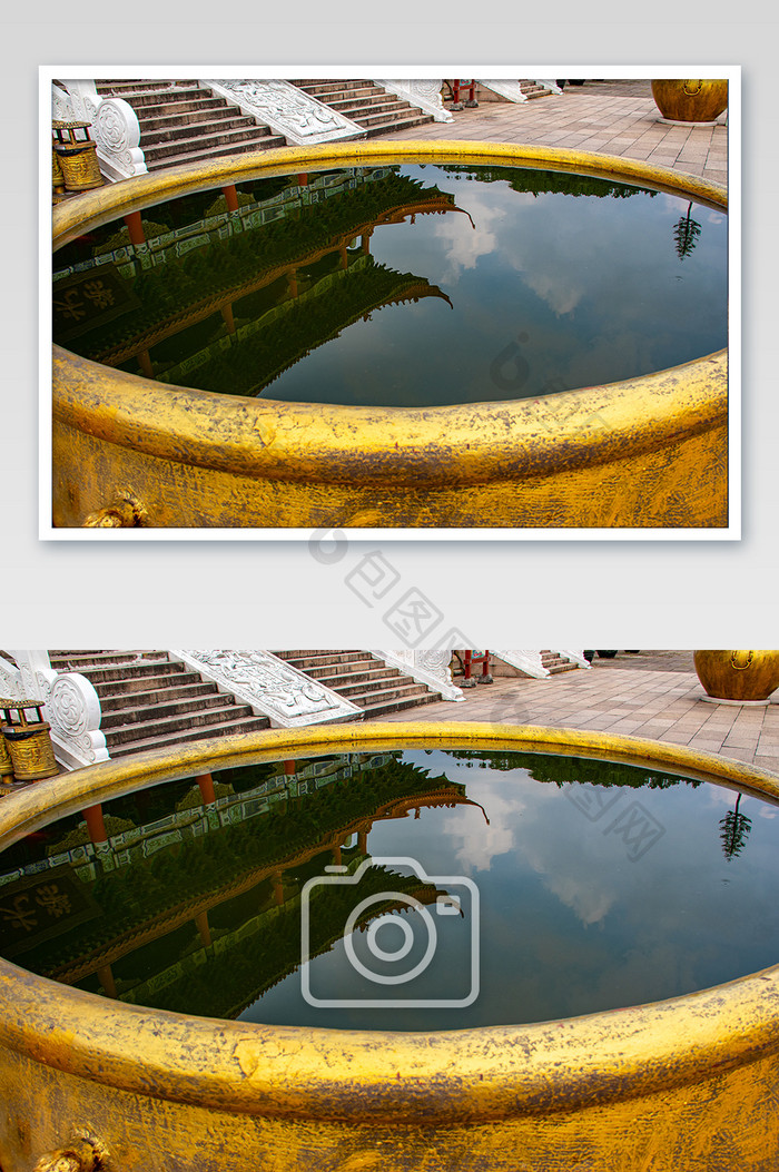 皇宫金色风水大水缸古楼水中倒影摄影图