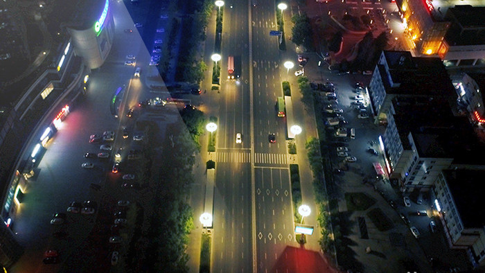 多彩的城市道路夜色航拍视频