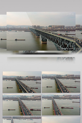 航拍南京长江大桥玉兰灯江面大景图片