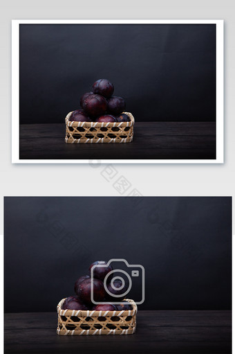 黑布林李子水果黑色背景摄影图图片