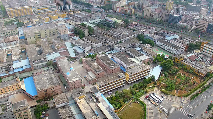 深圳市龙岗区城市工业园建筑航拍视频