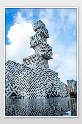 广东佛山大剧院几何图形建筑