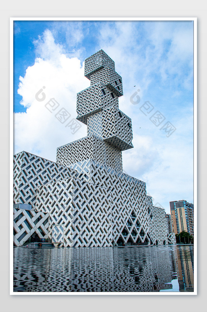 广东佛山大剧院几何图形建筑摄影图