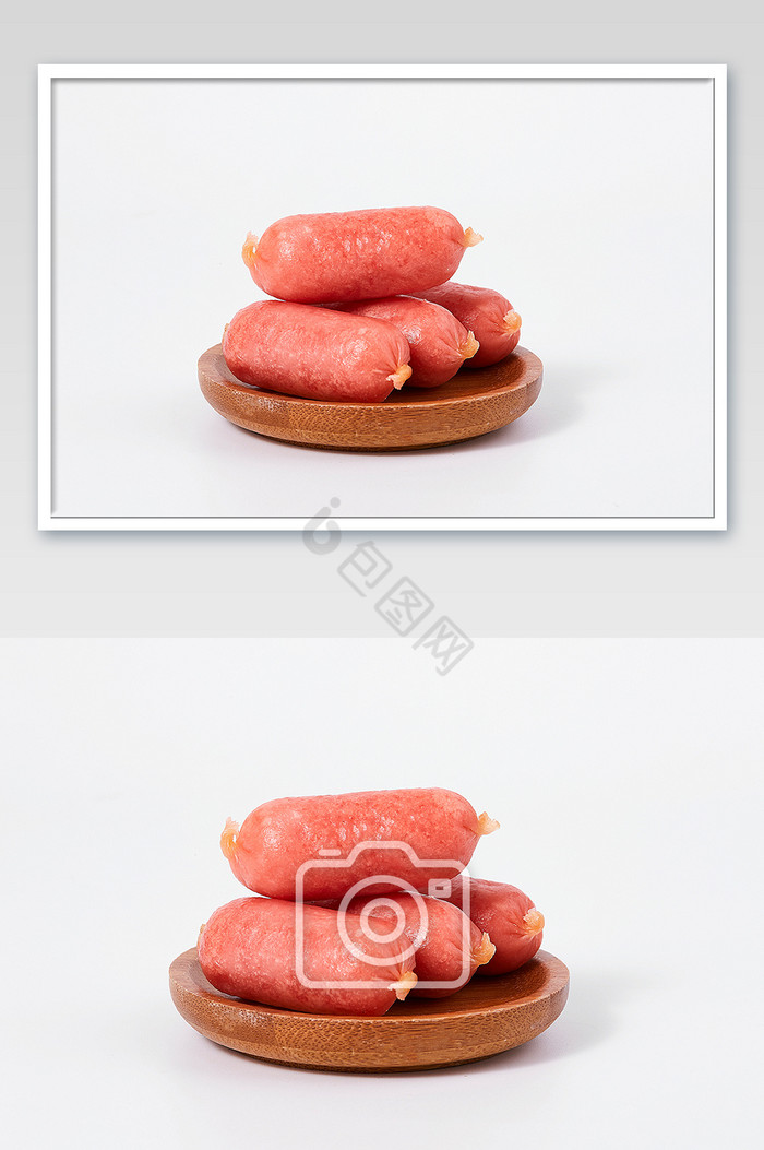 红色亲亲肠白底碟子麻辣烫食材美食摄影图片