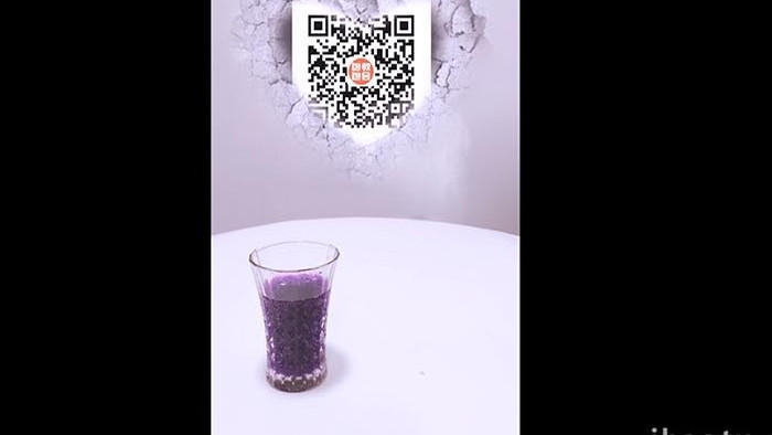 抖音创意定格动画饮料变色墙壁碎裂图片展示