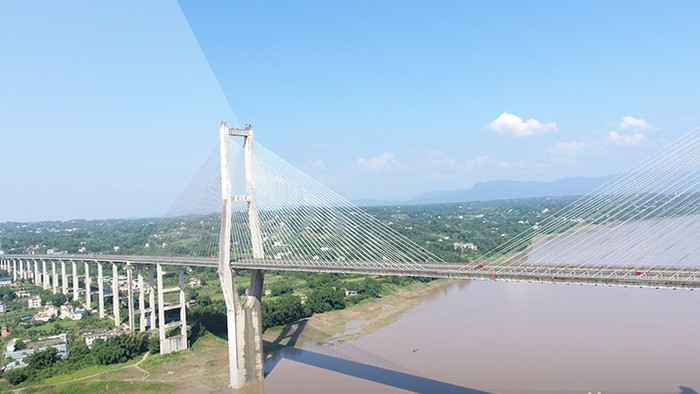 航拍高速路大桥大气长江跨江大桥合江