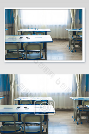 学校教室一角课桌椅摄影图片