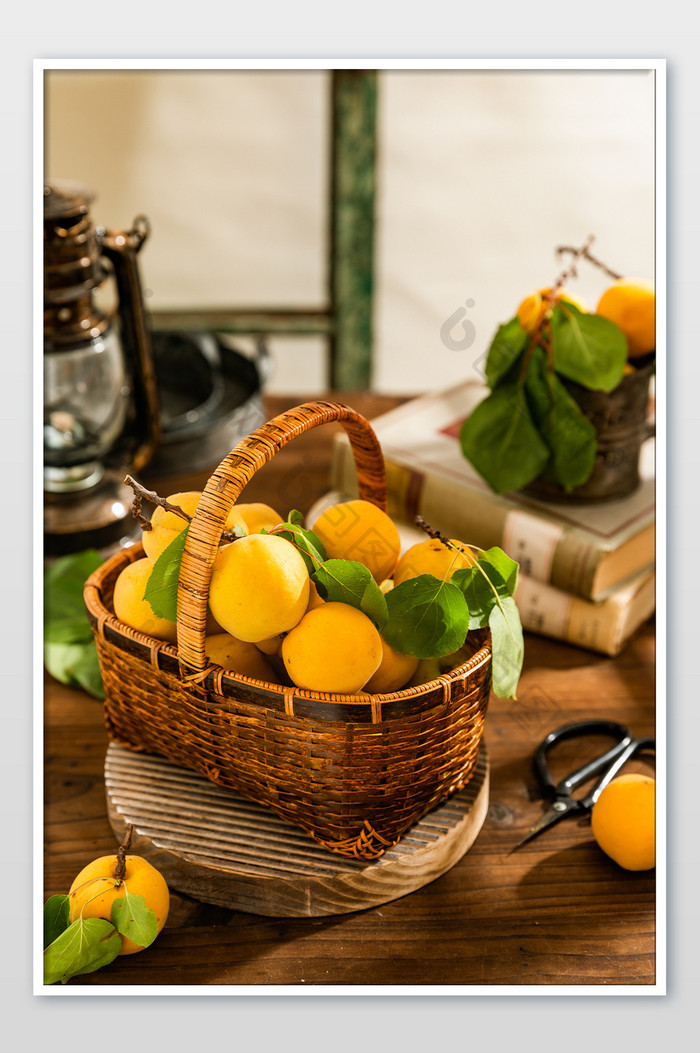 黄色杏子水果美食摄影图片