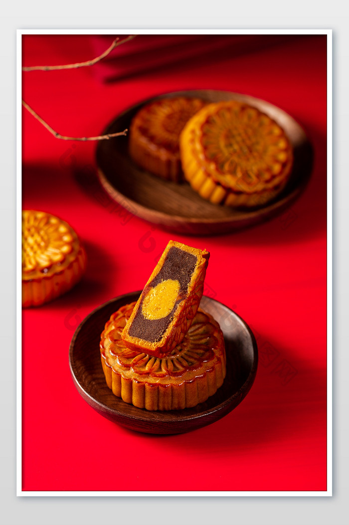 高清中式传统美食糕点中秋月饼摄影图片