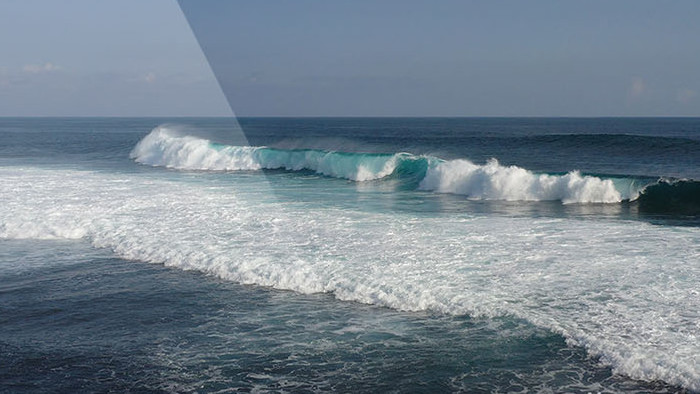 大海海浪浪花近距离4k航拍视频
