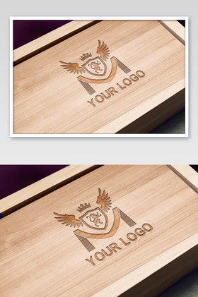 浅色木头酒盒雕刻字logo标志