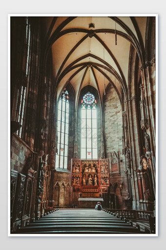 欧洲维也纳罗马天主教教堂祈祷摄影图片