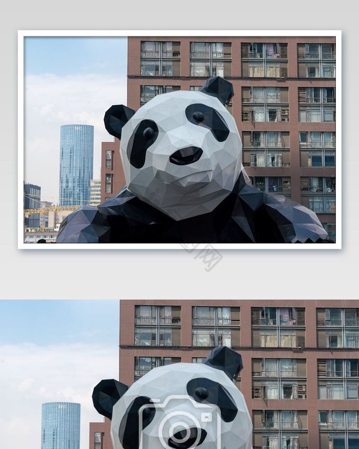 成都地标春熙路商圈熊猫雕像摄影图片