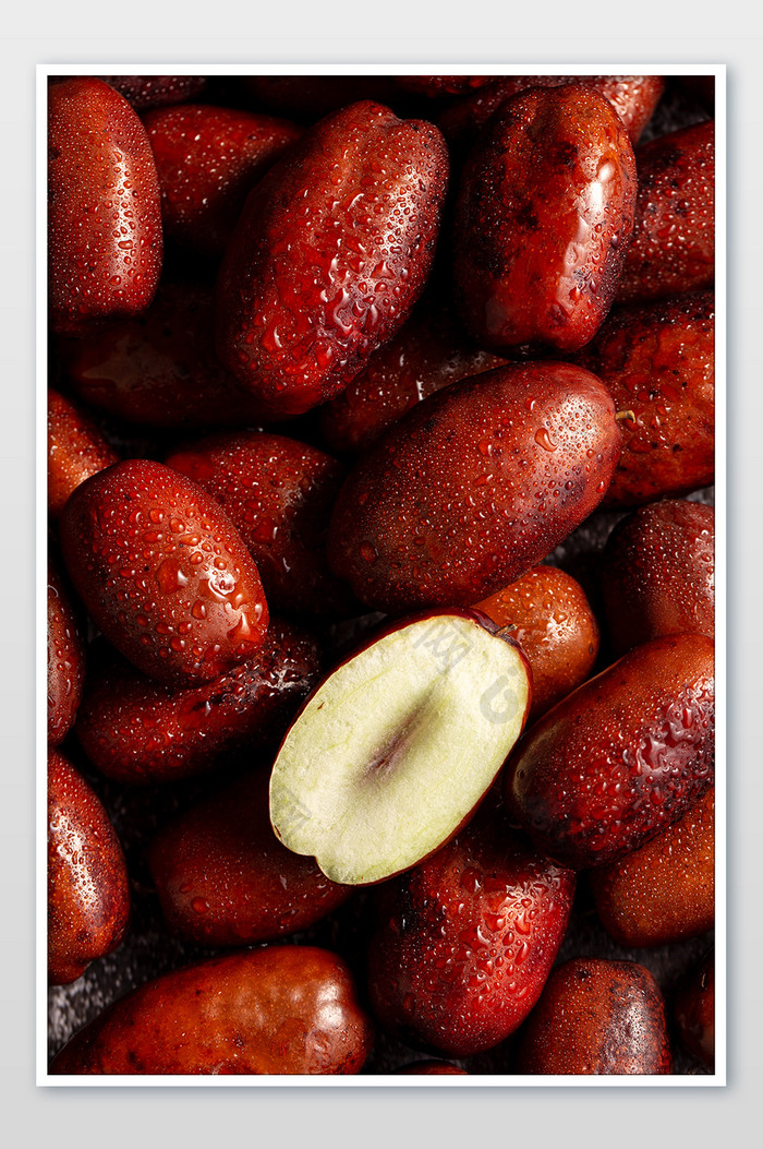 新鲜美味水果大红长枣摄影图