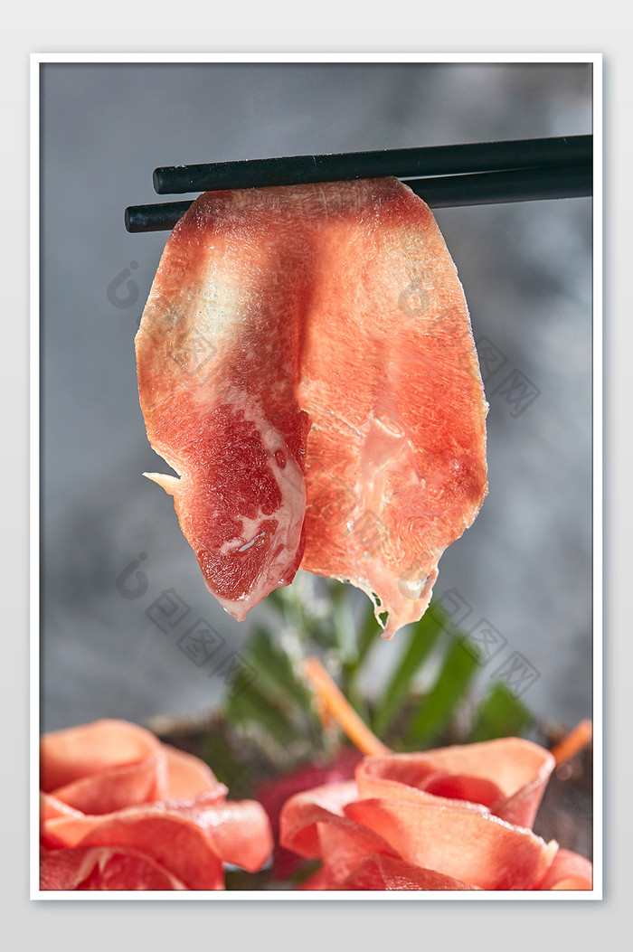 火锅牛肉牛舌涮菜肉类美食摄影图片