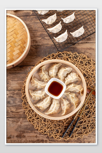 传统早餐美食一笼蒸饺摄影图图片