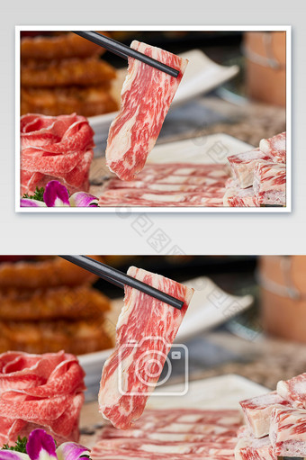 红色雪花牛肉肉片涮菜火锅美食摄影图片