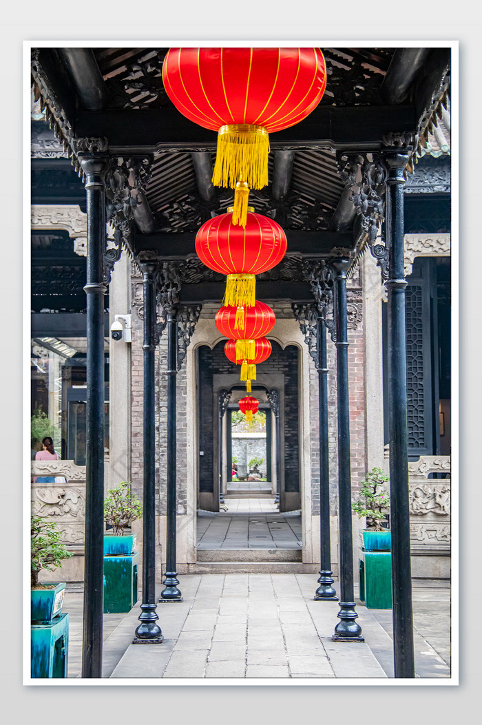 中式回廊春节气氛摄影图
