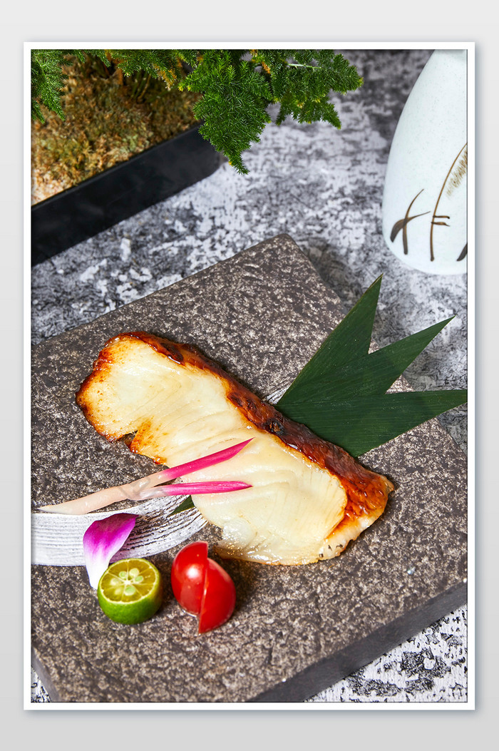 日料鳕鱼烧烤鱼片鱼肉美食摄影图片图片