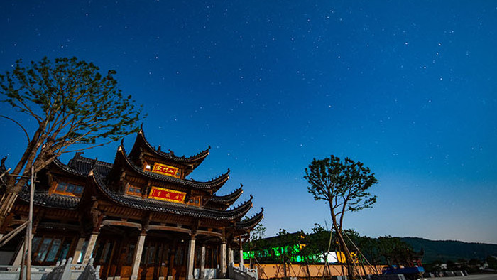 安徽省宣城市庙宇楼阁星空延时摄影