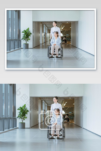 女护士推着老年女性病人望向窗外图片