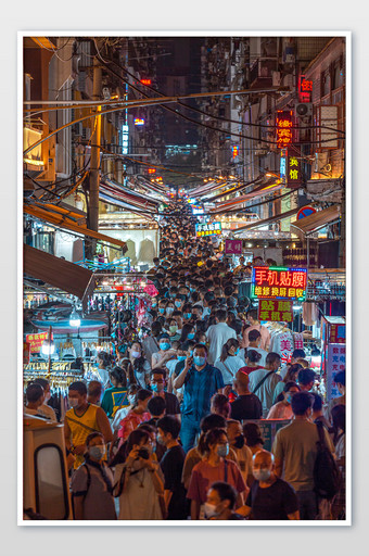 武汉保成路夜市人头涌涌摄影图片