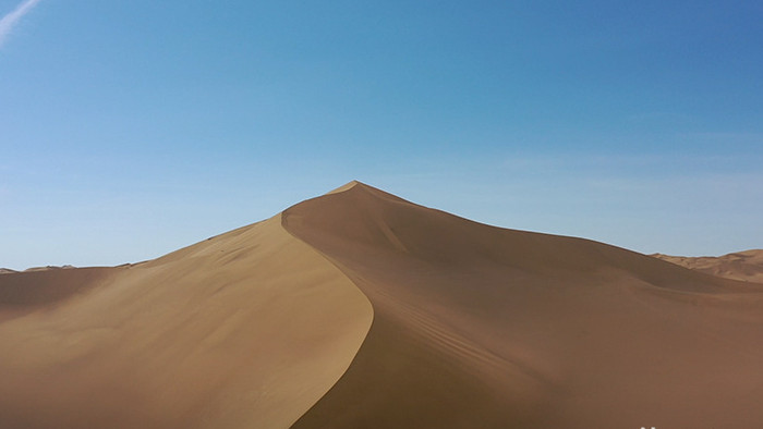 库木塔格沙漠旅游景区航拍实景视频