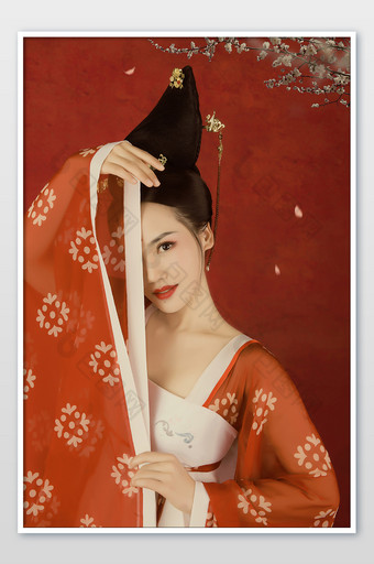 传统中国元素古装美女掩面图片