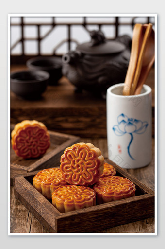 中秋佳节中国传统美食月饼图片