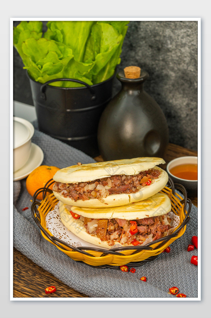 腊汁肉夹馍摄影图图片图片