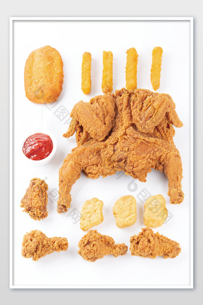 俯拍平铺的韩式炸鸡套餐图片图片