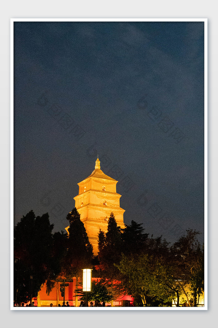 西安钟楼夜景高清摄影图图片图片
