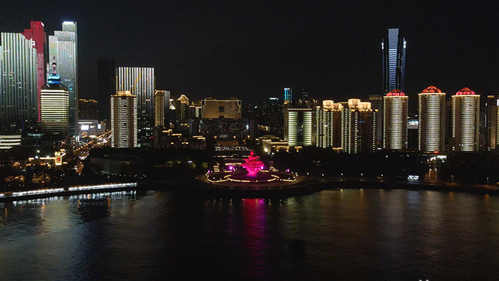 4K航拍青岛城市五四广场夜景实拍视频