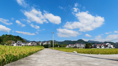 延时摄影农村田野中的道路