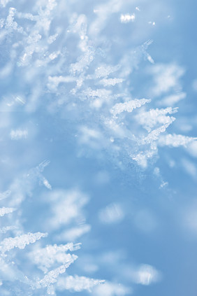 白色简约雪花冬季霜降背景