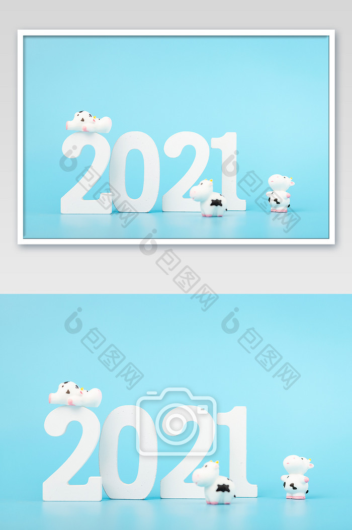 2021牛年新年蓝色背景摄影国